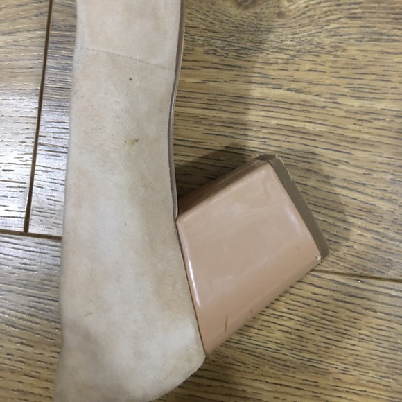 🐝Calvin Klein Cream heels cute and classy.❤️👍🏻 - Picture 4 of 4